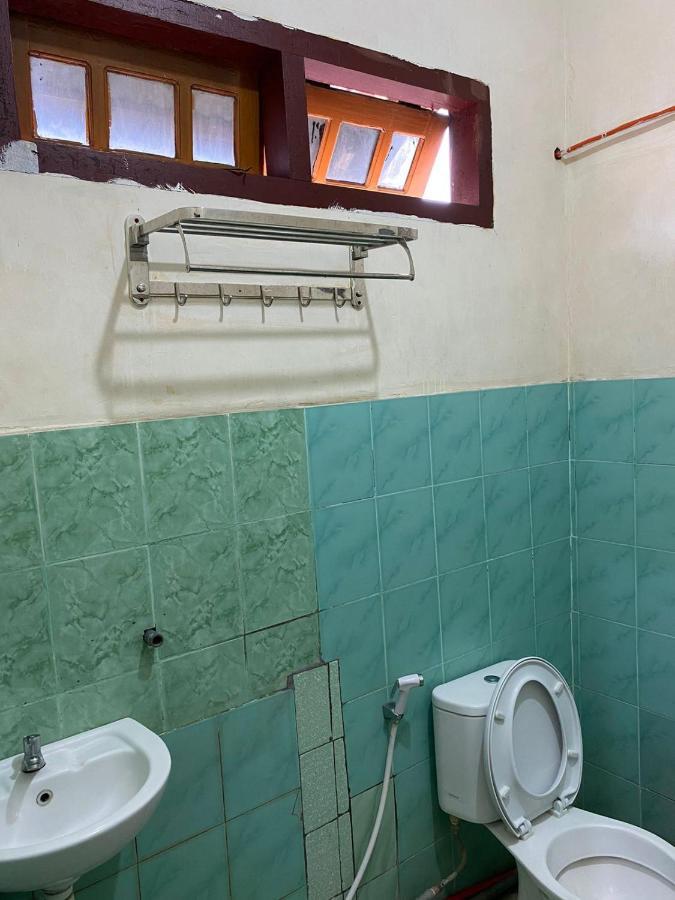 Mawar Bed And Breakfast Bajawa Exterior foto
